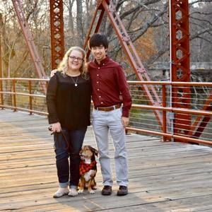 Meet your Posher, Leslie